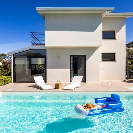 Luxury Taravilla With Pool