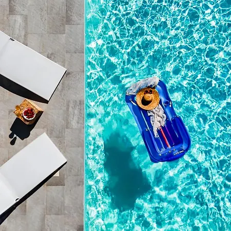 Luxury Taravilla With Pool Villa